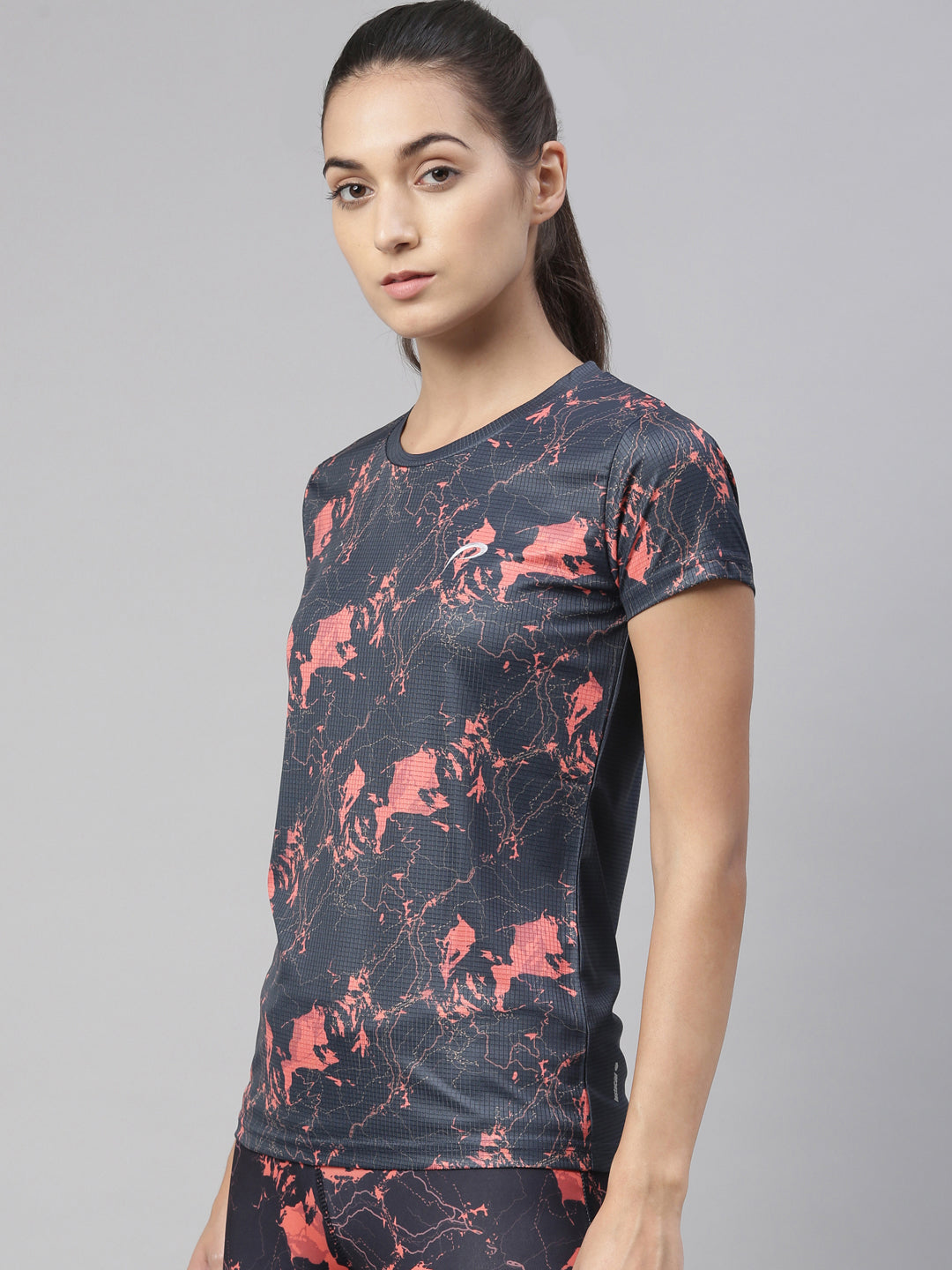 Women's InstaCool Graphic Gym T-Shirts