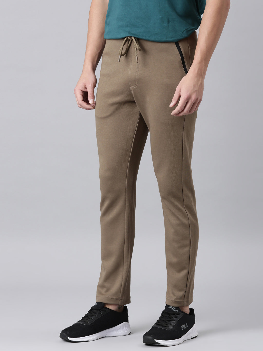 Fila Men Brown Bottom Wear Regular Fit