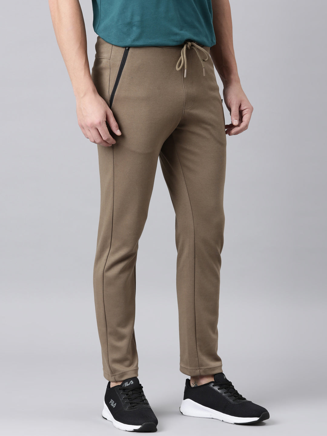 Fila Men Brown Bottom Wear Regular Fit
