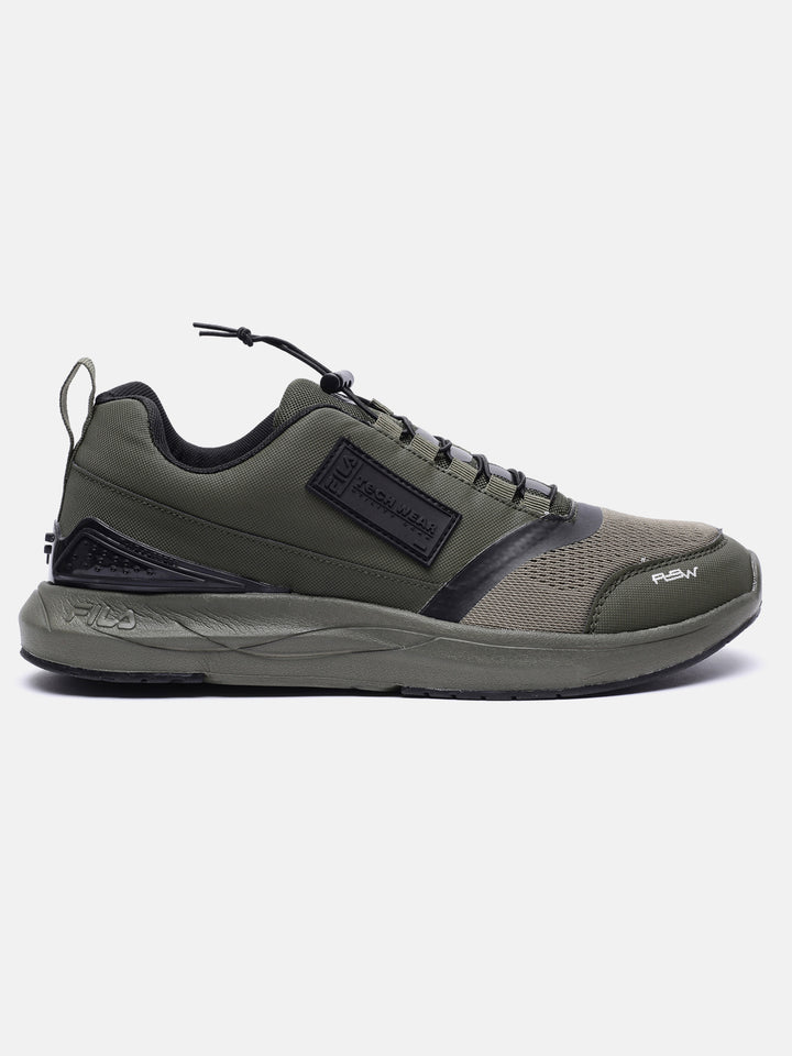 Fila Navy Wayfarer Low Men's Sneaker