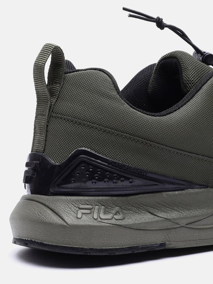 Fila Navy Wayfarer Low Men's Sneaker