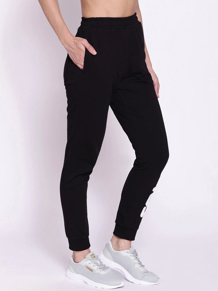 Fila Black Acanthus Women's Ribbed Jogger