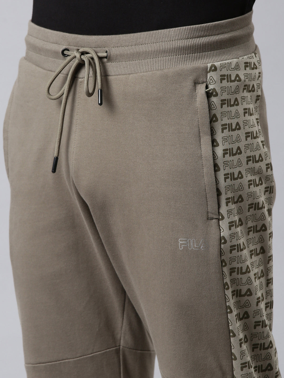 Fila White Ayushi Men's Ankle length Jogger