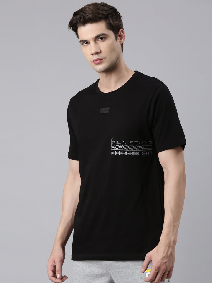Fila White Turend 1 Men's Graphic T-Shirts