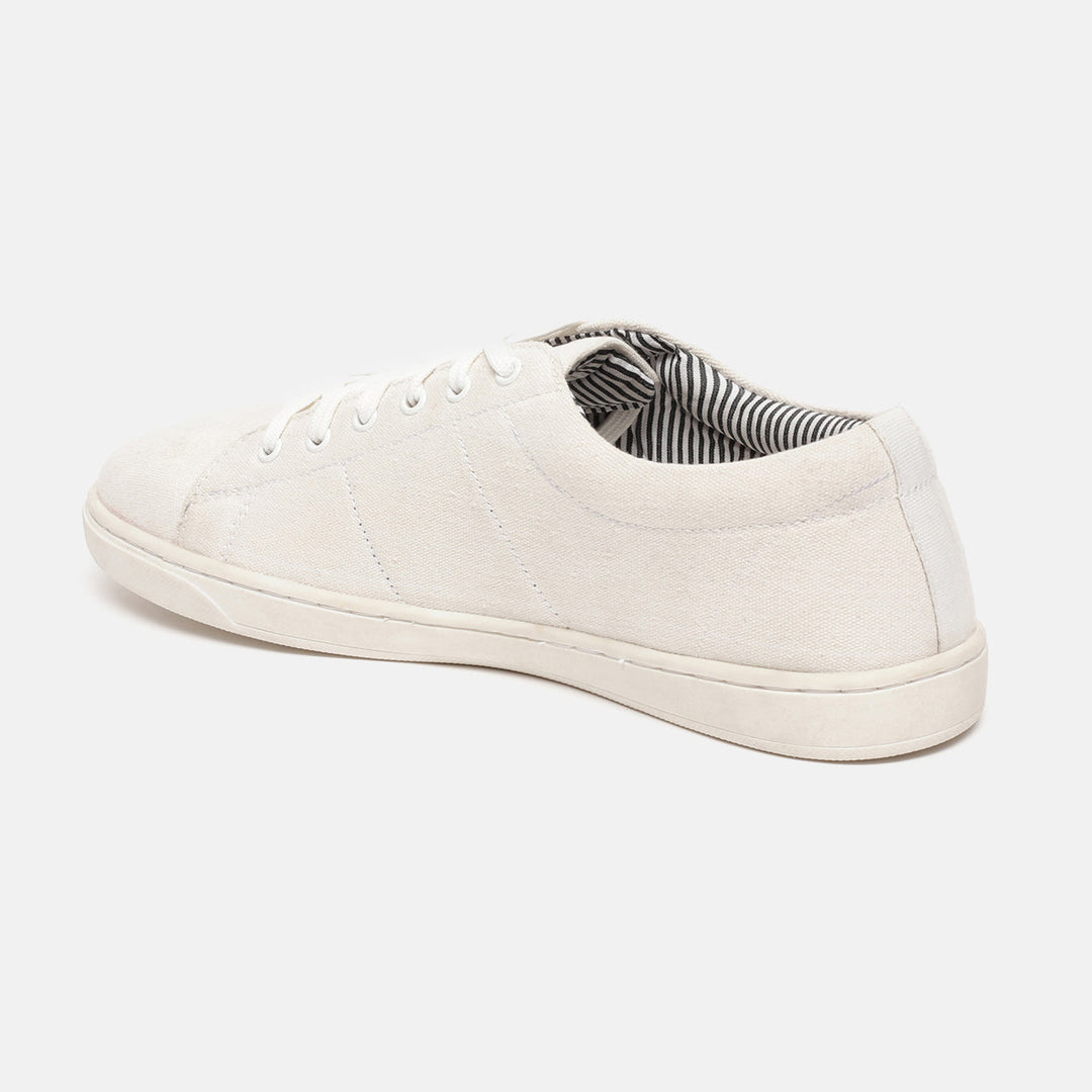 Fila White Eziota Men Canvas Sneakers