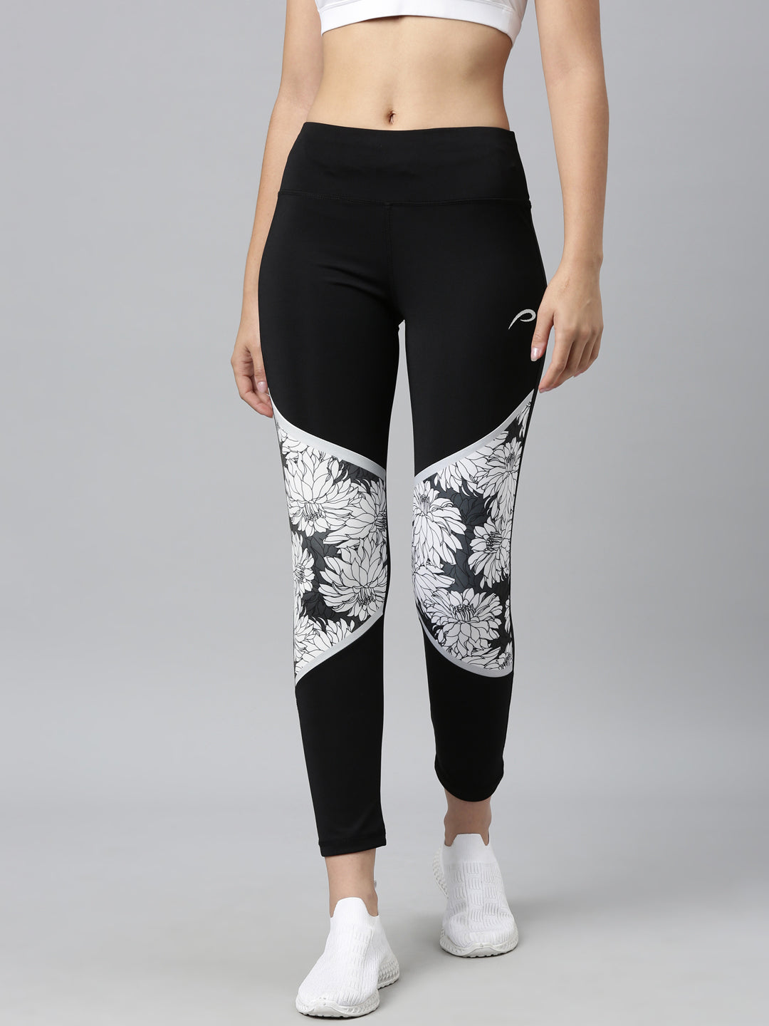 Buy Fila Black Recovermax Color Block Tights @ Rs 360 | Fila India