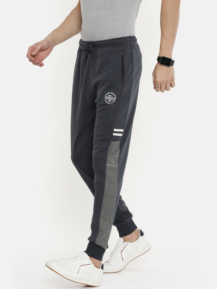 Men's Solid Comfort Fit Jogger