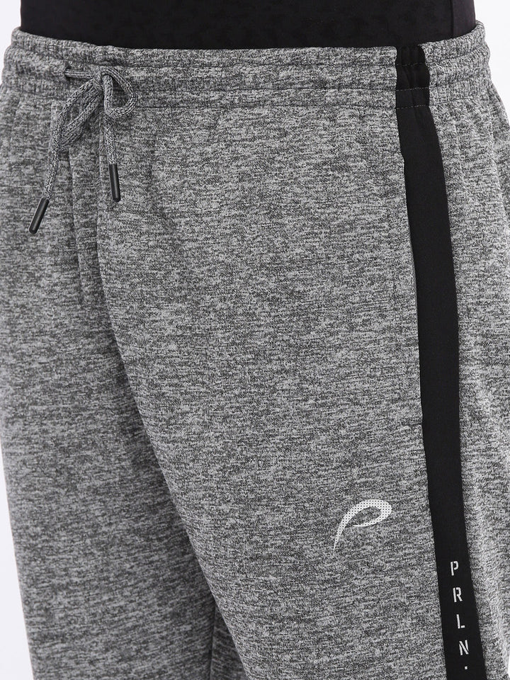 Men's Solid Comfort Fit Jogger