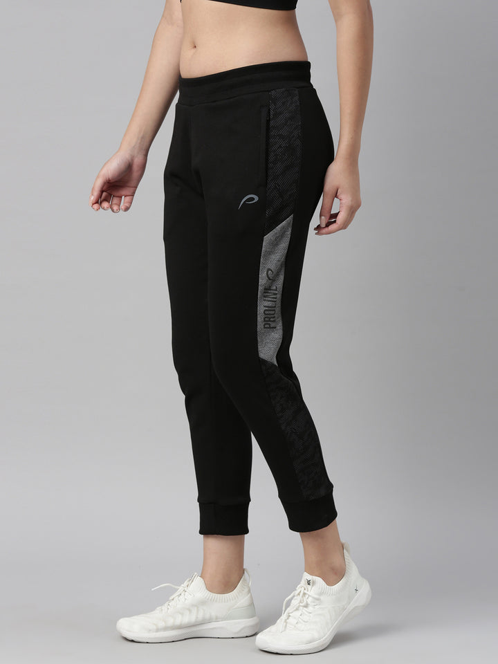 Women's Color Block Comfort Fit Jogger