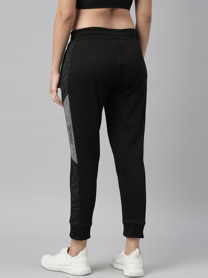 Women's Color Block Comfort Fit Jogger