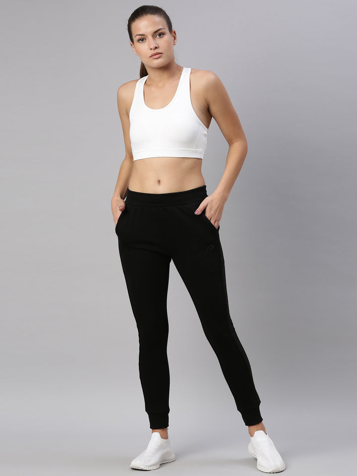 Women's Solid Comfort Fit Jogger