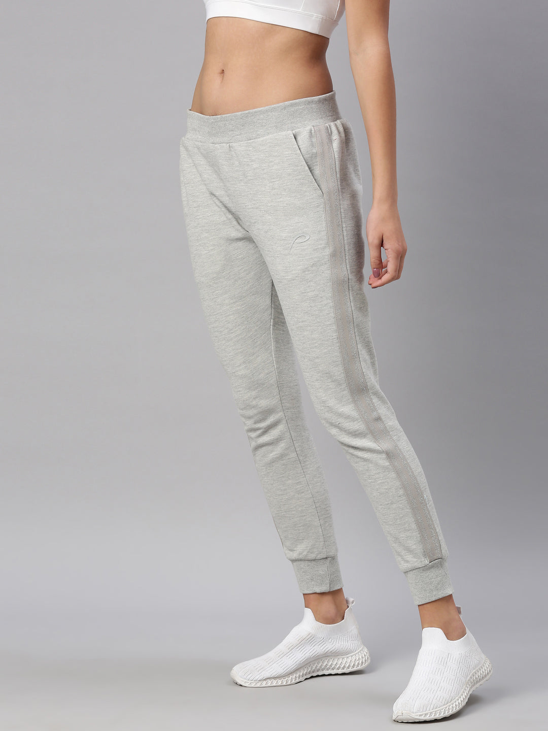 Women's Solid Comfort Fit Jogger