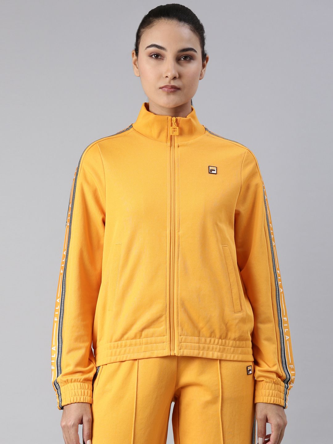 Casual Jackets for Women - Buy Stylish Winterwear Jackets | ONLY